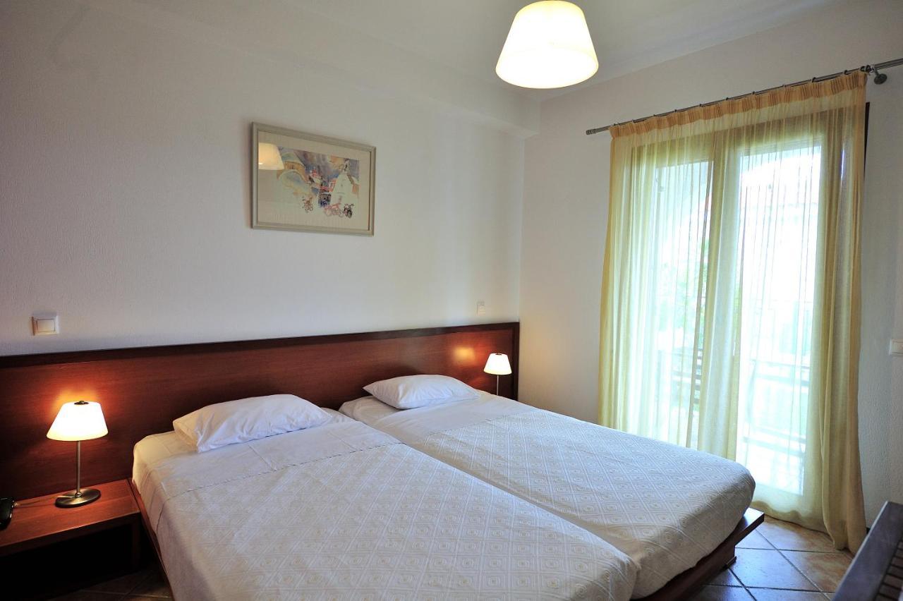 Aparthotel Eye Q Seaview Skiathos-Stadt
