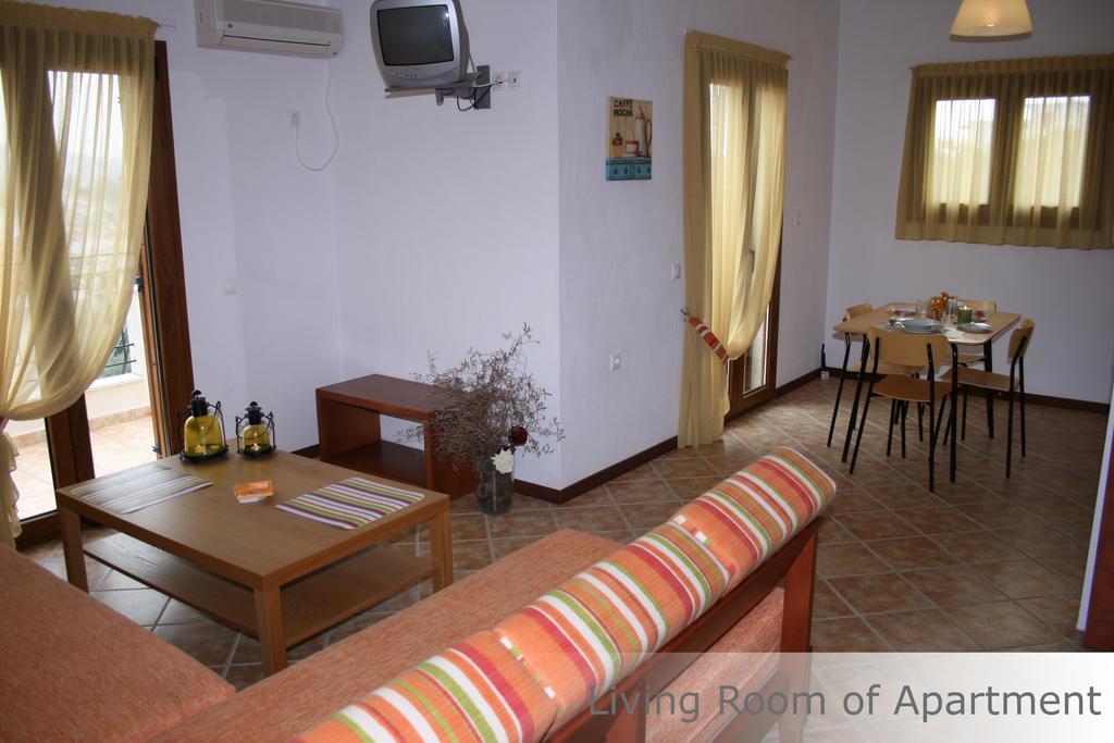 Aparthotel Eye Q Seaview Skiathos-Stadt